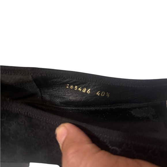 Gucci Black Women's Loafers with Gold Accent. good condition condition - Picture 15 of 16